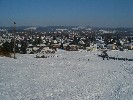 Blick von der Aussichtsplattform nach unten über die Stadt Wangen